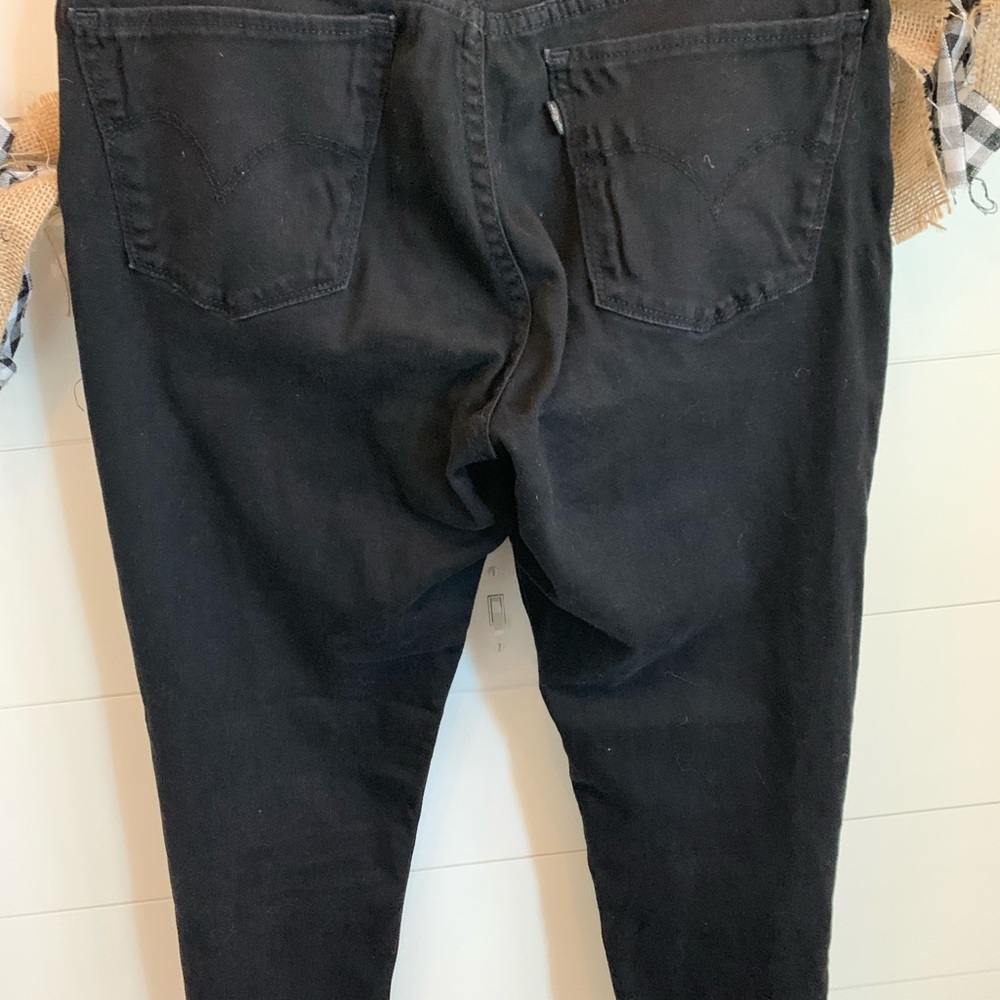 Ladies Levi Strauss Black jeans